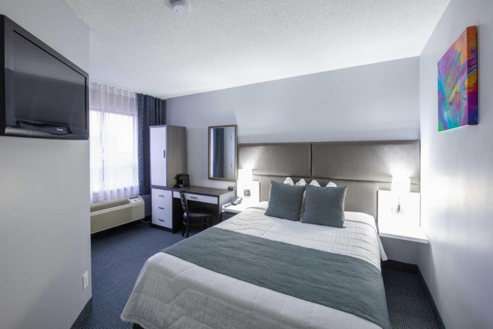 Double Room - Non-Smoking 